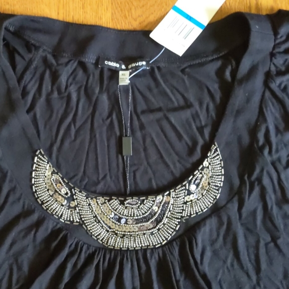 Cable & Gauge Black Top w/ Jeweled Neckline - XL - Picture 3 of 7